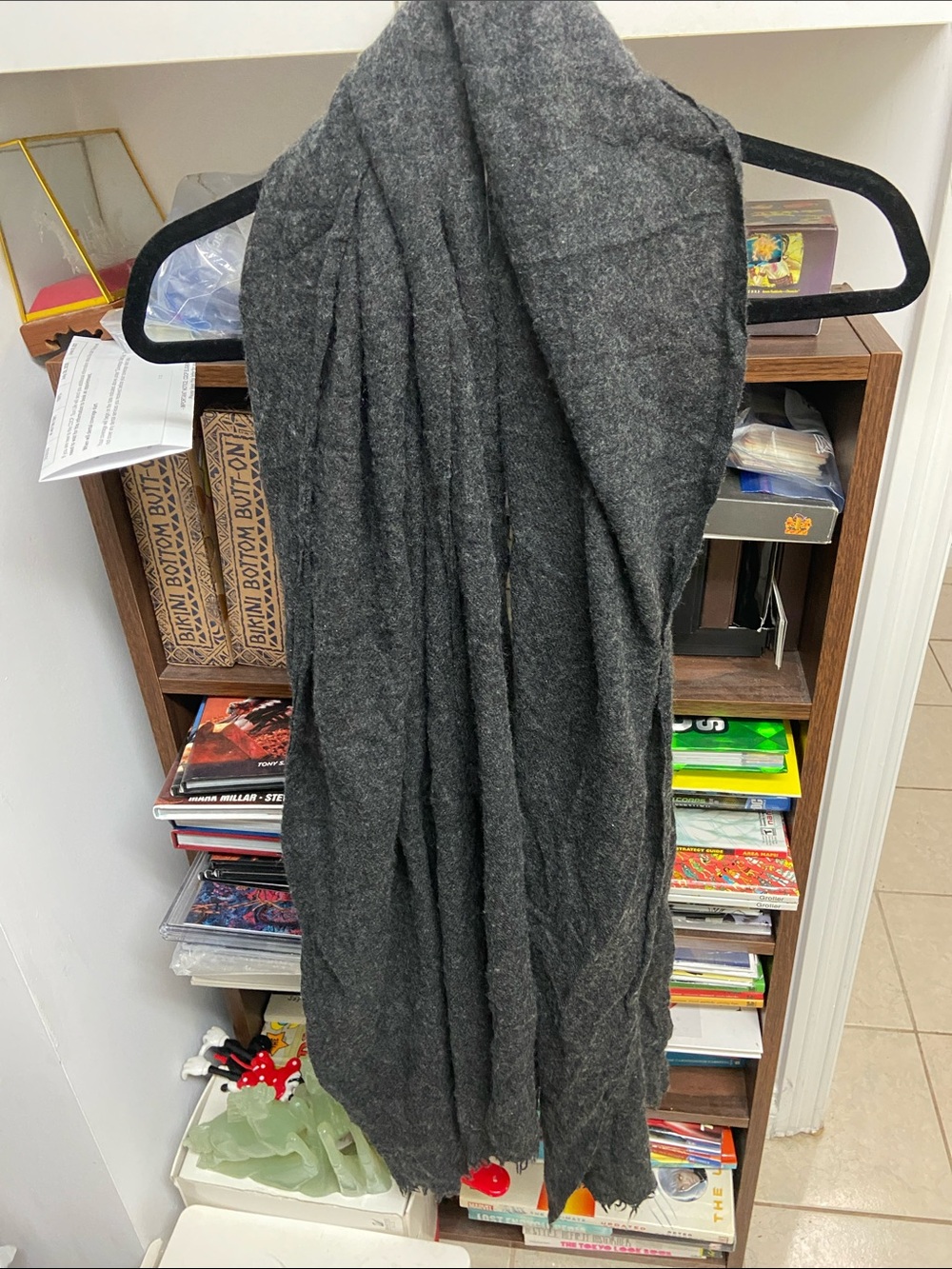 Cozy Charcoal Gray Women's Wrap Scarf - Brand Unknown